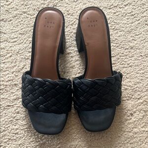 Women’s heeled sandals